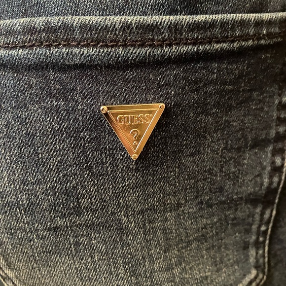 GUESS Side Zipper Stretch Jeans - Picture 7 of 10